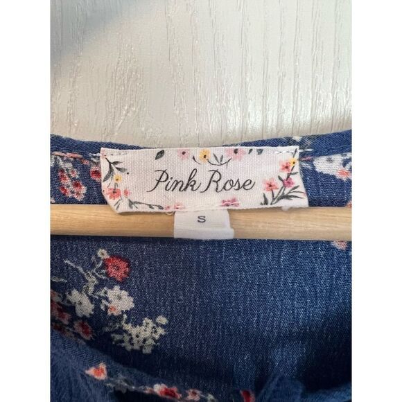 Pink Rose  Blouse - Picture 4 of 4